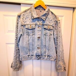 NWOT Pearl & Rhinestone Studded Denim Jean Jacket - Large